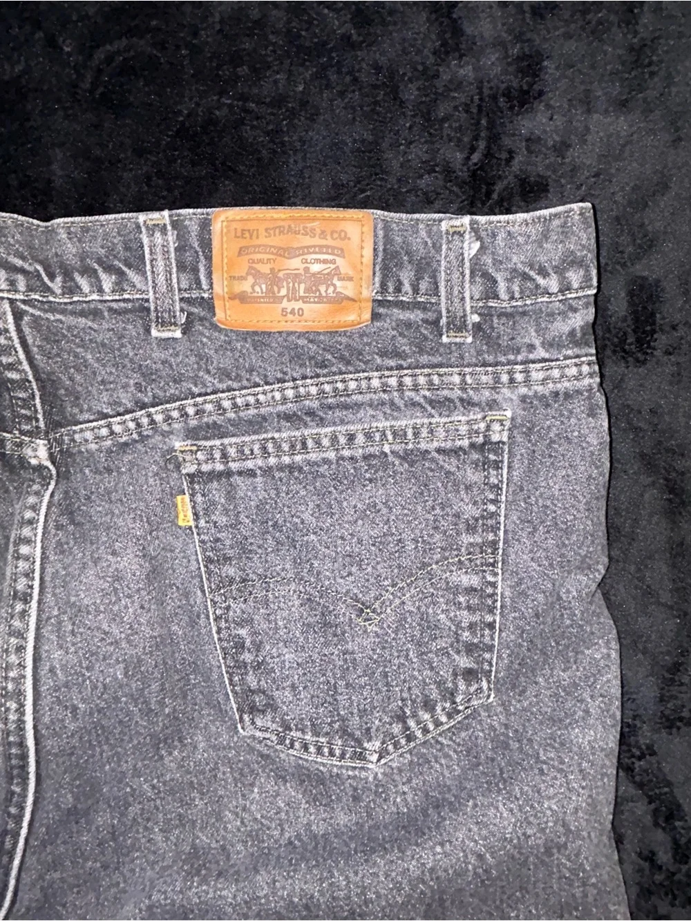 VTG Levi's 540 44x36 Black Jeans Relaxed 90s Denim USA Made Halloween Gold Tag